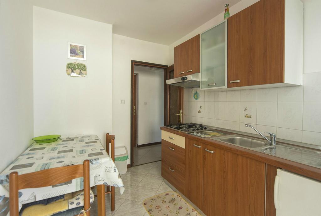 Apartments Jurisevic Умаг Экстерьер фото