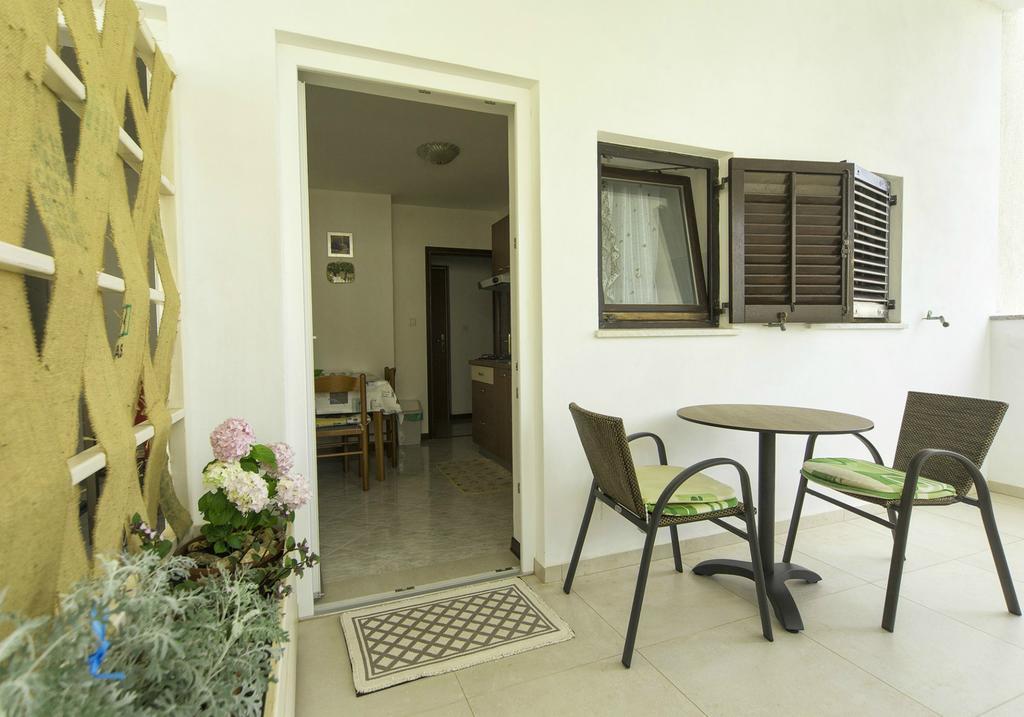 Apartments Jurisevic Умаг Экстерьер фото