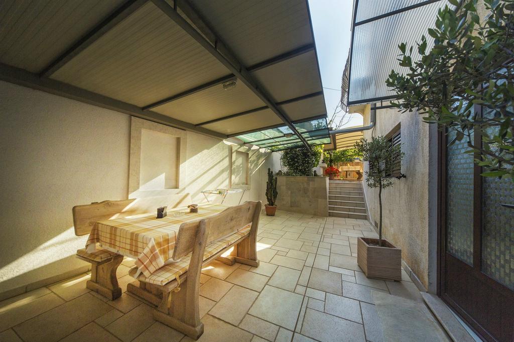 Apartments Jurisevic Умаг Экстерьер фото